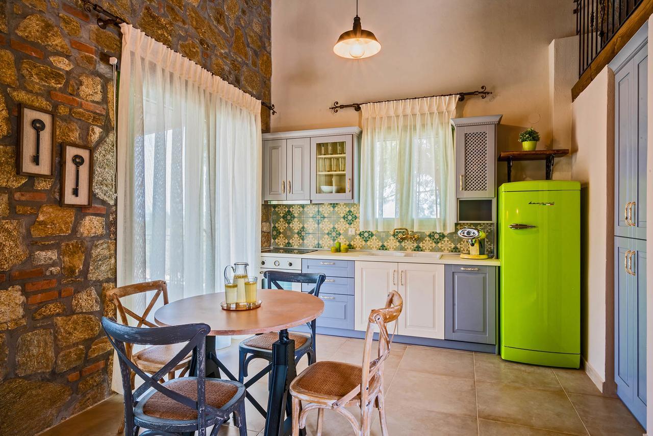 Mediterraneo Luxury Suites Halkidiki Вурвуру Экстерьер фото